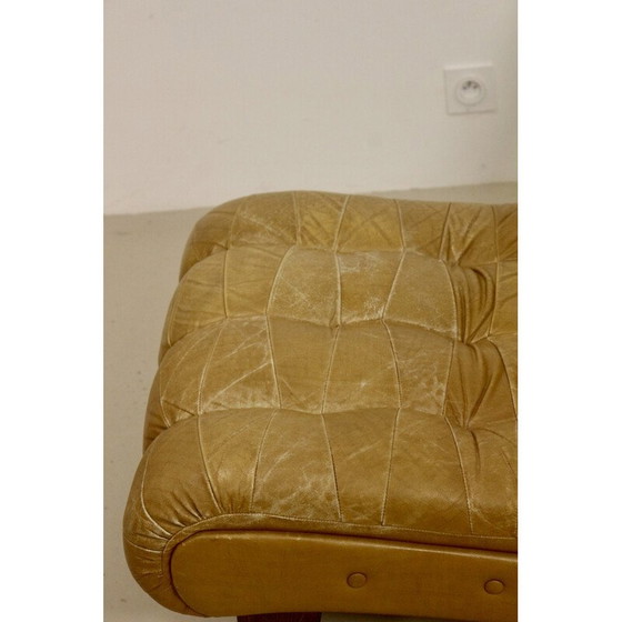 Image 1 of Fauteuils vintage en bois massif et cuir camel, Finlande 1960