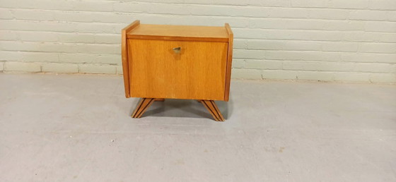 Image 1 of Table de nuit vintage