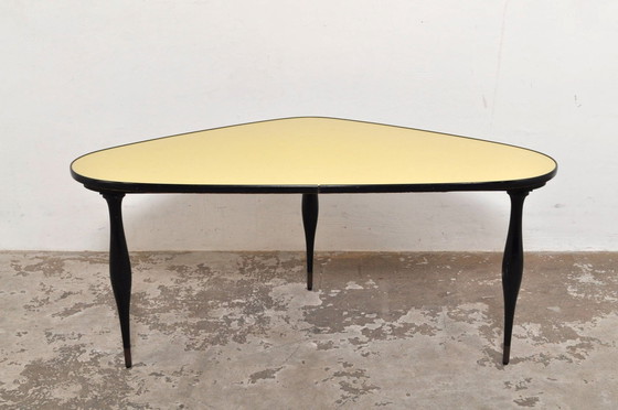 Image 1 of Table basse vintage en formica organique 1960