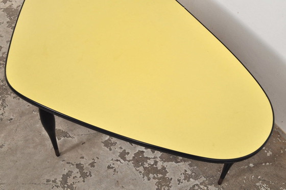 Image 1 of Table basse vintage en formica organique 1960