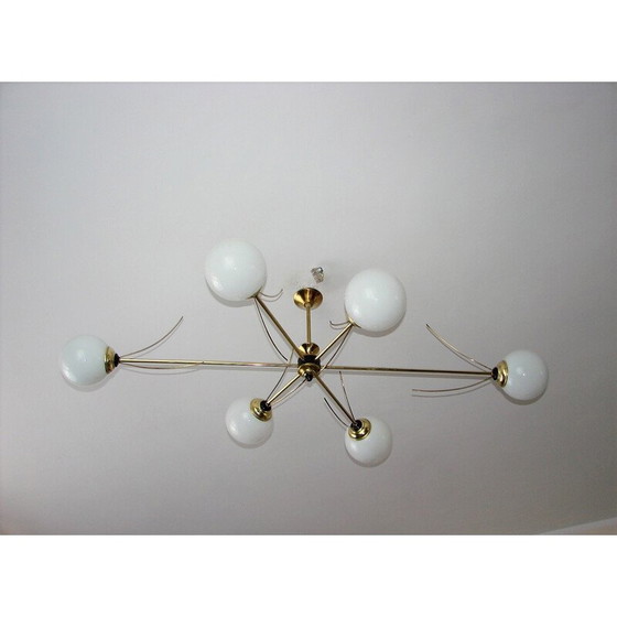 Image 1 of Lustre vintage en laiton et verre, 1960s