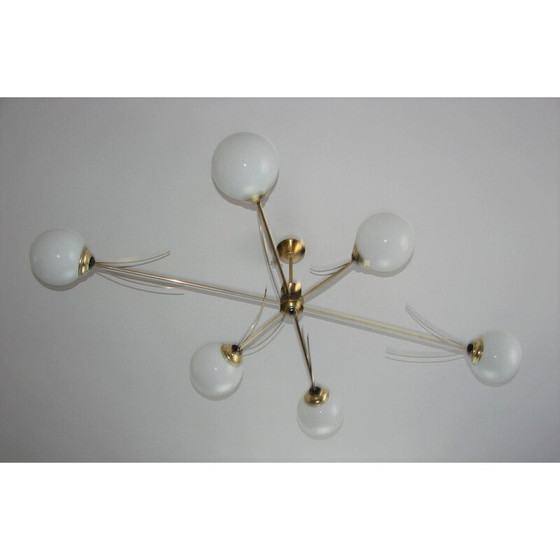 Image 1 of Lustre vintage en laiton et verre, 1960s