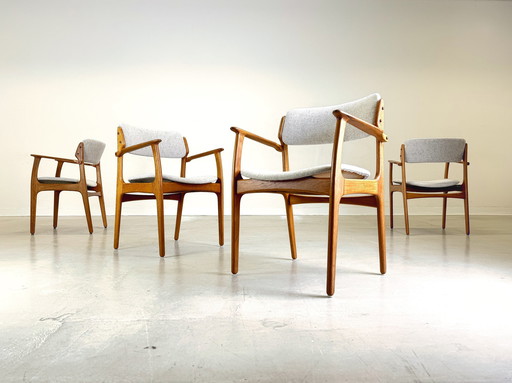 4Par set Midcentury chaises avec accoudoirs O.D. Møbler Erik Buch chaise teck