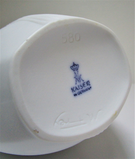 Image 1 of Vase Manfred Frey Ak Kaiser Porcelaine Biscuit Décor Végétal