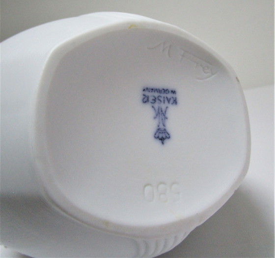 Image 1 of Vase Manfred Frey Ak Kaiser Porcelaine Biscuit Décor Végétal
