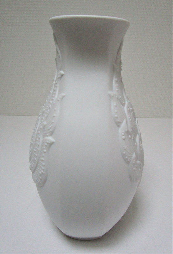 Image 1 of Vase Manfred Frey Ak Kaiser Porcelaine Biscuit Décor Végétal