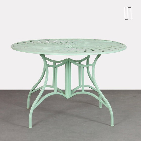 Image 1 of Table de jardin pliante ronde en métal, 1990