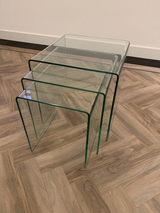 Rialto Tris Tables gigognes en verre (Ensemble de 3) Par Fiam Italia