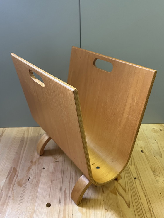 Image 1 of Porte-revues vintage en bois de bouleau - style Alvar Aalto