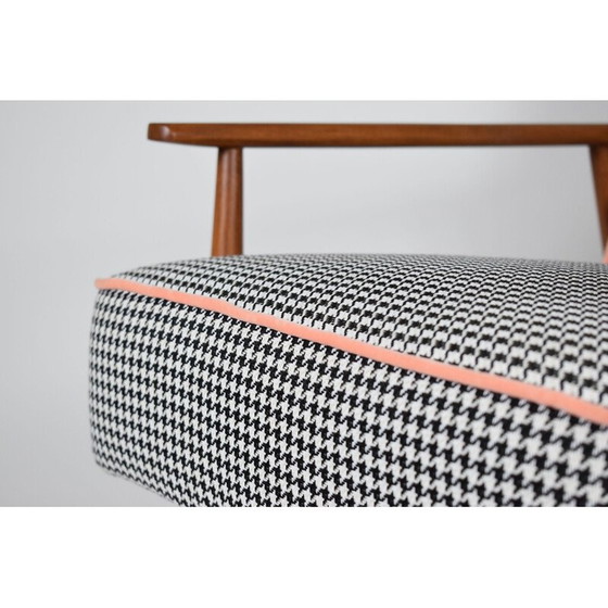 Image 1 of Fauteuil gris vintage 300-190 par Henryk Lis 1970