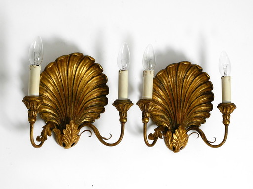 Paire d'extravagantes grandes appliques italiennes à 2 bras du Mid Century "Shell" de Palladio