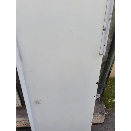 Image 1 of Etagère vintage en métal laqué blanc avec lumière, sélection Charlotte Perriand, 1965