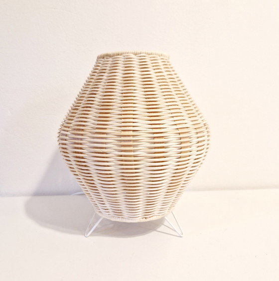 Image 1 of Lampe de table vintage IKEA en rotin Lampe Boho