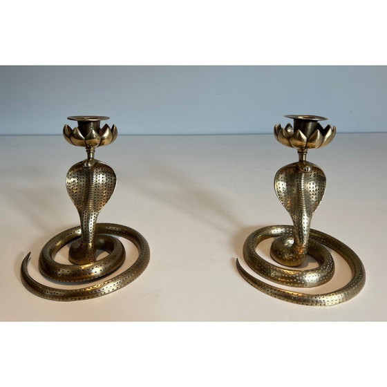 Image 1 of Paire de chandeliers vintage en bronze ciselé, France 1940