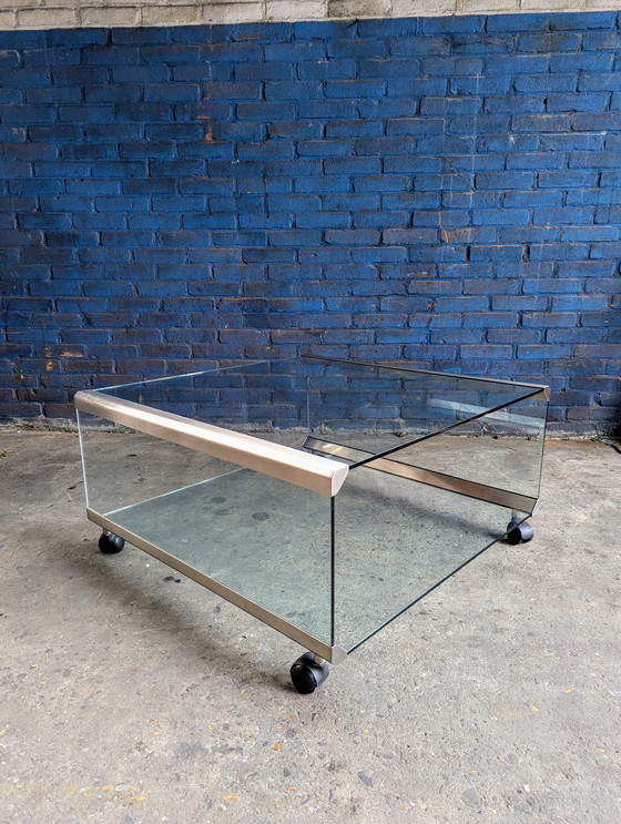 Image 1 of Table basse vintage italienne Galotti & Radice