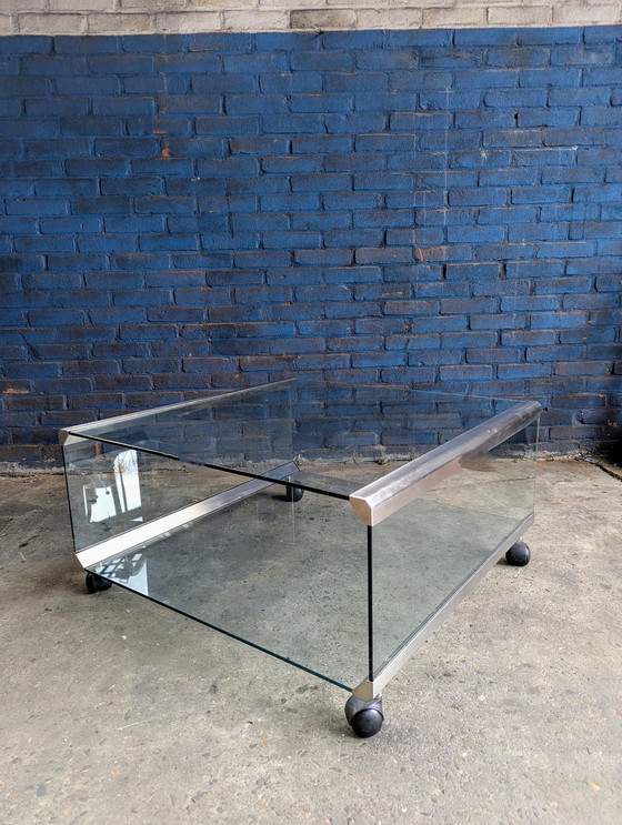 Image 1 of Table basse vintage italienne Galotti & Radice