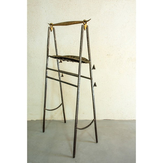 Image 1 of Chevet et plateaux de rangement vintage en fer soudé par Jean Jacques Argueyrolles
