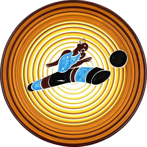 Assiette vintage futuriste "Joueur de football" par Dante Baldelli pour Fictilia, Italie 1971