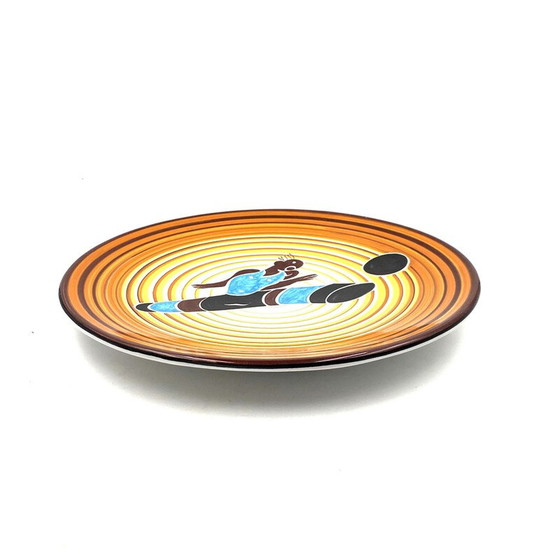 Image 1 of Assiette vintage futuriste "Joueur de football" par Dante Baldelli pour Fictilia, Italie 1971