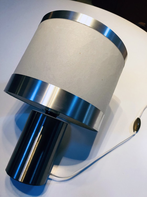 Image 1 of Lampe De Table Vintage • Attribué À Gioffredo Reggiani • Cylindre • Acier Brossé • 1970