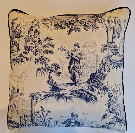 Image 1 of 2 Coussins Toile De Jouy