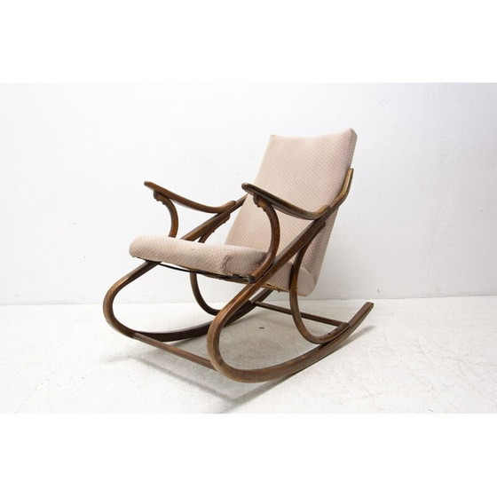 Image 1 of Fauteuil à bascule vintage en bois courbé par Ton, Tchécoslovaquie 1960