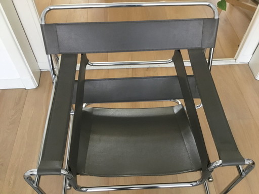 Réplique de la chaise Wassily