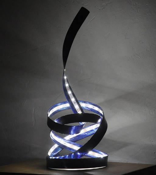 Lampe À Poser En Métal Bleu Fait Main