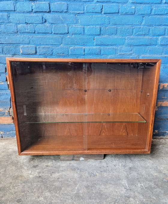 Image 1 of Vitrine vintage/ armoire à boissons Poul Cadovius