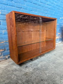 Vitrine vintage/ armoire à boissons Poul Cadovius