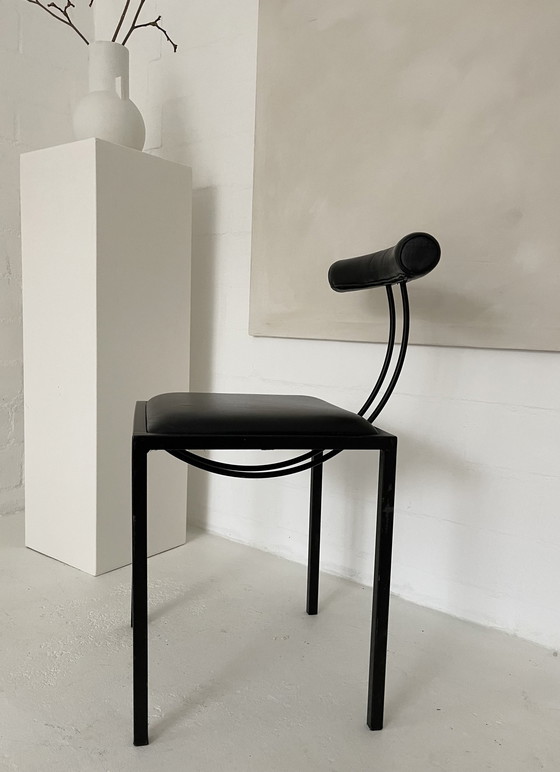 Image 1 of Chaise postmoderne en acier et cuir