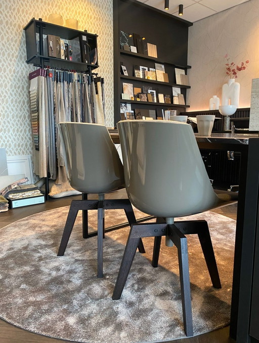 4x Mdf Italia Flow Chairs en bon état