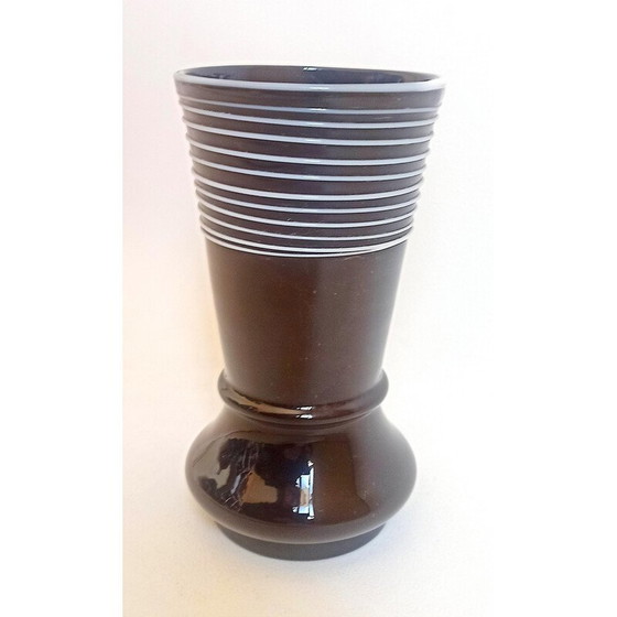 Image 1 of Vase vintage en verre grenat, 1960