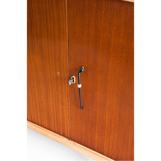 Buffet haut vintage. Chêne et bois plaqué d'embero. France, années 1960