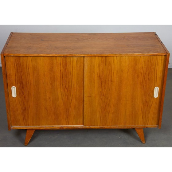 Image 1 of Commode En Chêne, Modèle U-452, Par Jiroutek Pour Interier Praha, 1960