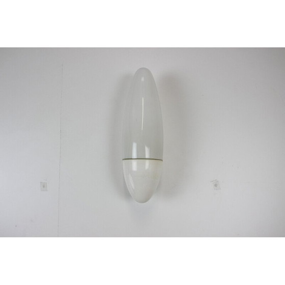 Image 1 of Lampe murale vintage en bakélite et verre de lait, Tchécoslovaquie, années 1960