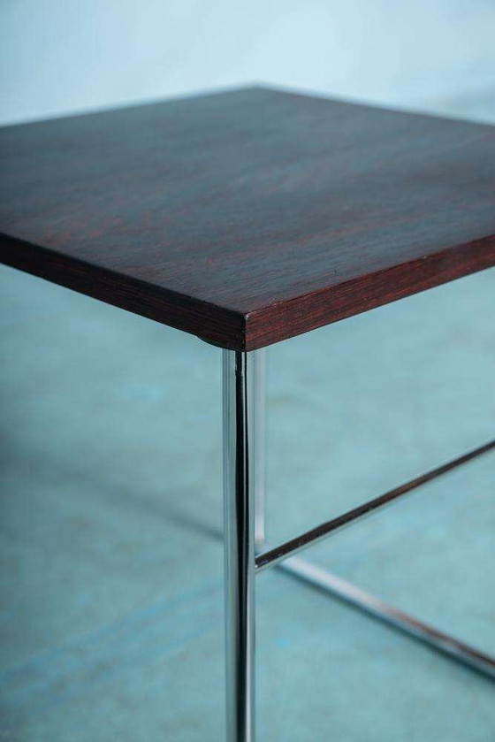 Image 1 of Ensemble de tables d'appoint modernes, tables gigognes vintage