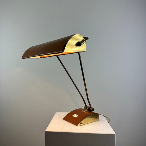 Lampe de bureau Jumo en laiton et cuir par Eileen Grey, années 1930