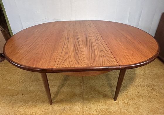 Image 1 of Mid Century Retro Vintage Teak Round Extending Dining Table By Gplan 1960