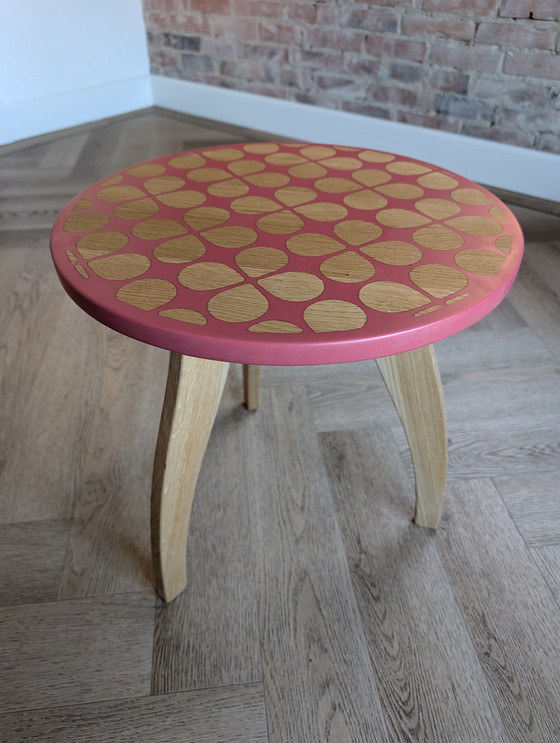 Image 1 of Table d'appoint unique ronde Rose