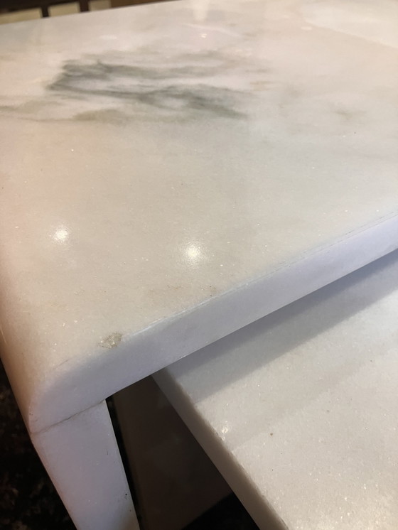 Image 1 of Ensemble de 3 tables en marbre de Carrera