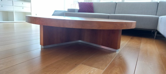 Image 1 of Table basse design en bois massif - ronde