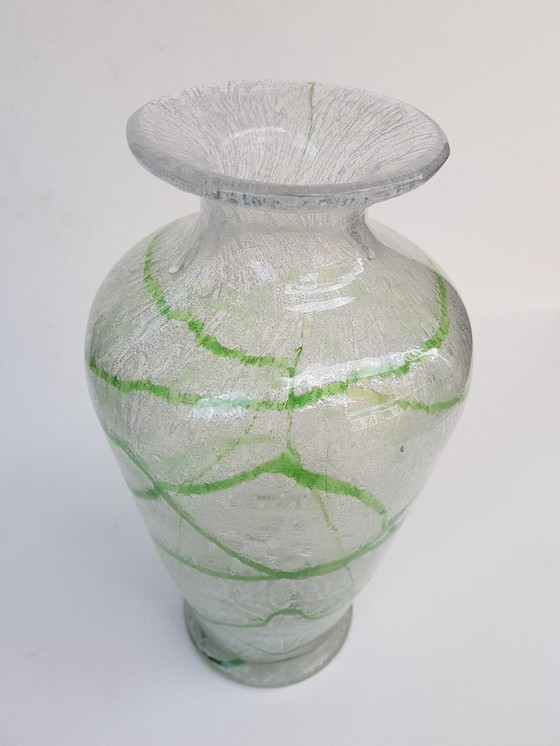 Image 1 of Vase vintage en verre mousse