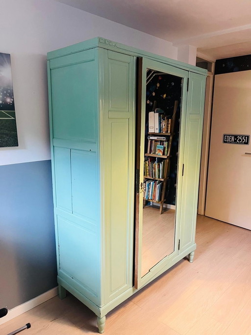 Armoire à linge vintage en bois bleu/vert