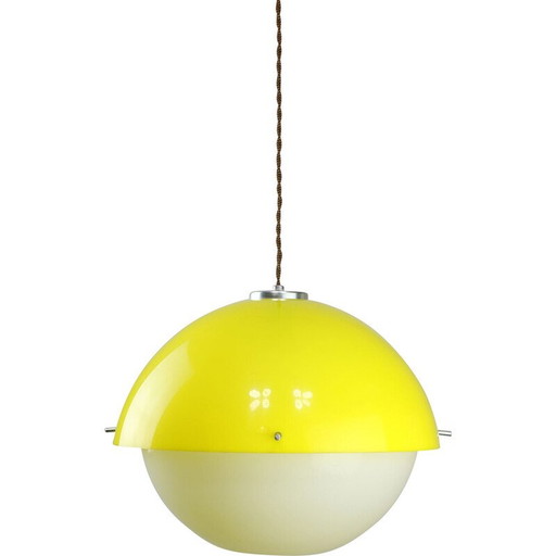 Lampe suspendue Space Age en plexiglas jaune, Italie 1970