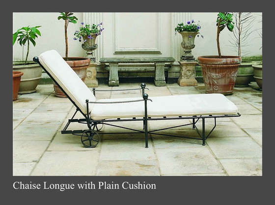 Image 1 of Chaises de jardin haut de gamme de la collection Heveningham