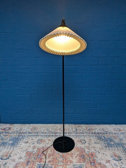 Design Lampadaire, Le Klint Modèle 368