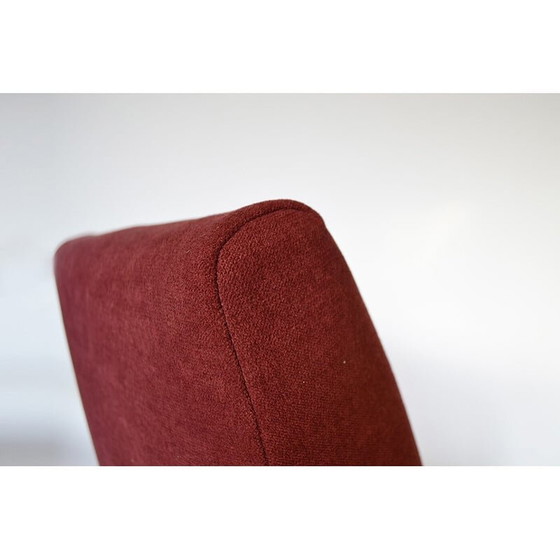 Image 1 of Fauteuil vintage rouge bourgogne modèle 53 par Jaroslav Smidek pour Ton, 1960s