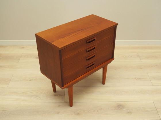 Image 1 of Commode en teck, Design danois, 1970S, Production : Danemark