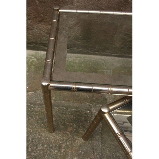 Image 1 of Tables basses gigognes vintage en métal et verre